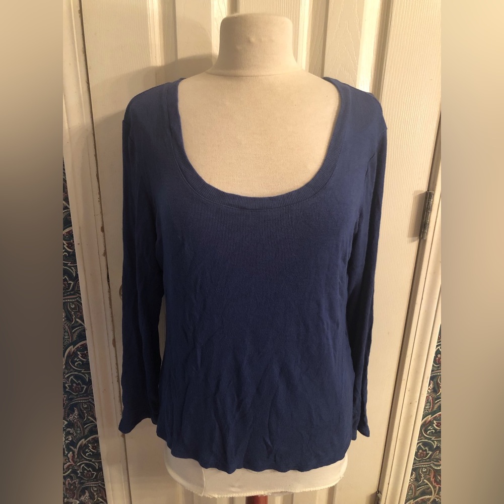 Classic Blues long sleeve blue top size xlarge
